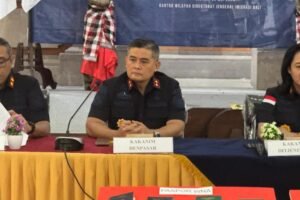 Kepala Kantor Imigrasi Kelas I TPI Denpasar, R. Haryo Sakti saat konferensi pers, Selasa (5/5).