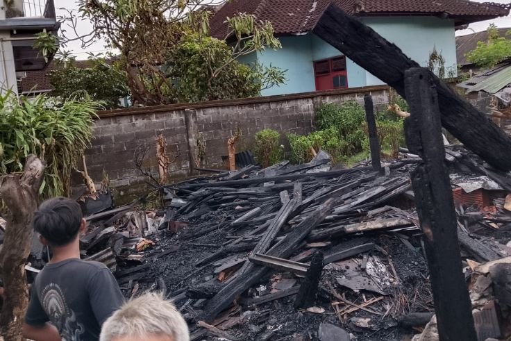 Dapur di Sumerta Kelod Ludes Terbakar Saat Pemilik Memasak