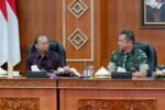 Gubernur Bali Wayan Koster bersama KSAD Maruli membahas persiapan pembangunan proyek PSEL.
