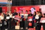Para pemenang Revlon Stage Master Makeup Competition 2026 menerima penghargaan pada ajang perdana yang digelar di Living World Denpasar, Jumat (8/5).