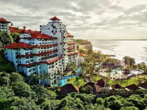 Hotel Hilton di Kuta Selatan ini menjadi hotel tertinggi dengan 14 lantai.