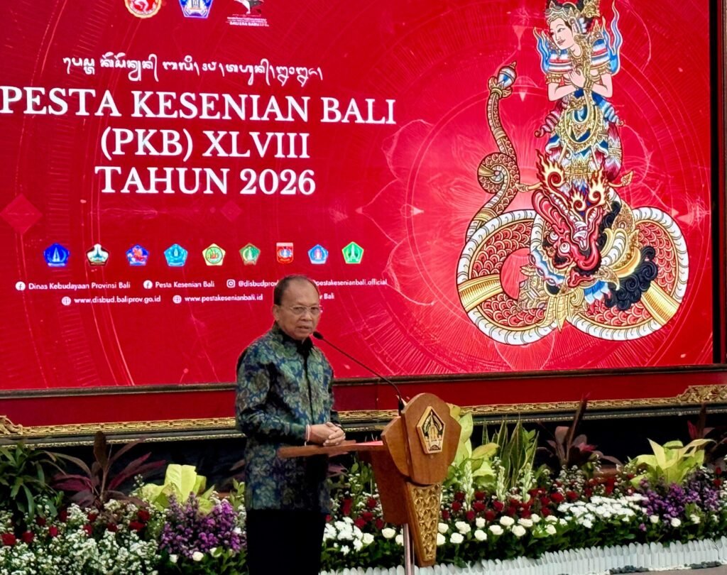 Gubernur Bali, Wayan Koster dalam Rapat Pleno PKB ke-48 di Gedung Wiswa Sabha Utama, Kompleks Kantor Gubernur Bali, Selasa (12/5/2026).