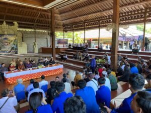 Forum Pemerhati Pembangunan Bali (FOR HATI) dengan Pansus TRAP DPRD Bali.