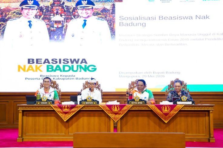 Bupati Badung I Wayan Adi Arnawa memimpin Sosialisasi Program Beasiswa Nak Badung Tahun 2026.