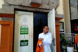 Terdakwa Maulana Rabbani Saputra menjalani persidangan kasus kepemilikan narkotika di Pengadilan Negeri Denpasar.