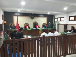Sidang di PN Bangli, mengadili tiga terdakwa.