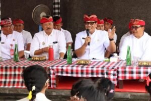 Bupati Tabanan Komang Gede Sanjaya - janjikan santunan ke anak korban dan pelaku tragedi Juwuk Legi.