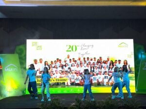 Penampilan seni yang dibawakan oleh anak-anak binaan Bali Life Foundation, mulai dari Street Kids, Suwung Community, hingga Children's Home.