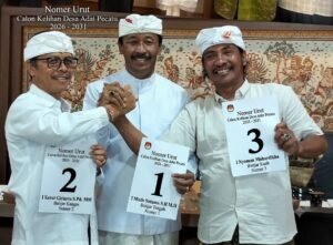 Ketua KONI Badung I Made Sutama (tengah) menjadi kandidat Klian Adat Pecatu.
