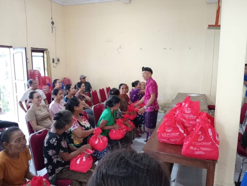 Upaya perbekel Sidatapa dalam mengelola desa.