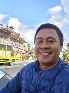 Konten kreator Wayan Setiawan.