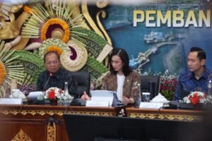 Gubernur Bali Wayan Koster dalam Rapat Koordinasi Pembangunan Wilayah Bali di Gedung Wiswa Sabha Utama, Denpasar, Senin (20/7).