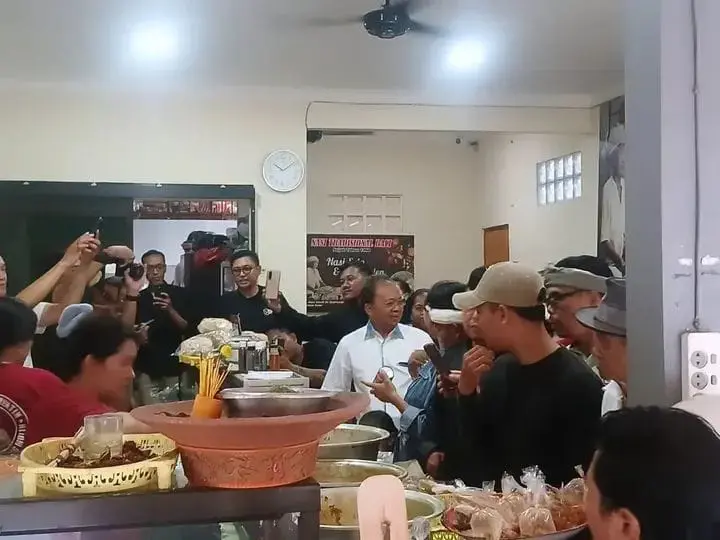 Gubernur Bali Wayan Koster di Sukawati Gianyar