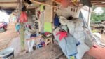 Rumah Susanah pengupas bawang