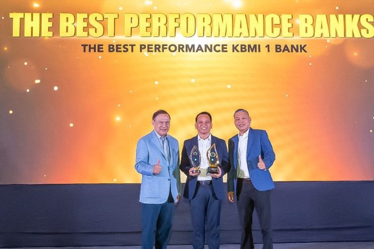 Bank BPD Bali menerima penghargaan dalam ajang 31st Infobank Award 2026 usai konsisten meraih predikat Sangat Bagus selama 25 tahun berturut-turut.