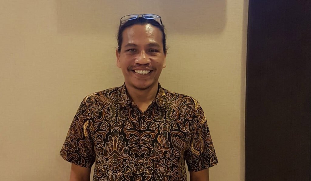 Riando Tambunan, S.H.