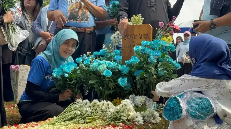Besbarini Berharap Ada Tribute Concert untuk Kenang Karya Vidi Aldiano