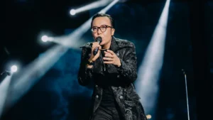 Ari Lasso pesawat Garuda GA604