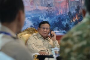 Prabowo imbau warga erupsi Anak Krakatau