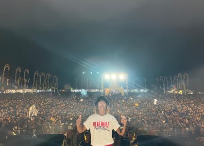 Agung Ketut Rai saat tampil di Karangasem membius ribuan penonton.