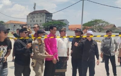 Pansus TRAP DPRD Bali Segel Pabrik Beton di Tahura Ngurah Rai Pansus TRAP DPRD Bali Segel Pabrik Beton di Tahura Ngurah Rai (sumber foto: istimewa)