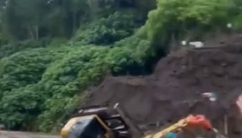 Aktivitas pengerukan tebing di pinggir sungai mendapat perhatian pemerintah Gianyar.