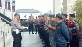 Sidang pembunuhan di Tojan dapat pengawalan ketat aparat kepolisian.