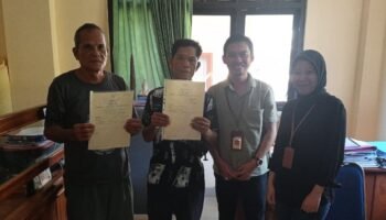 Tim KERTHAGOSA BPN Klungkung Antar Langsung Sertipikat ke Warga Nusa Penida
