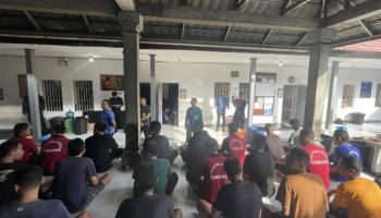 razia kamar hunian warga binaan lapas Tabanan pada Kamis (22/05).